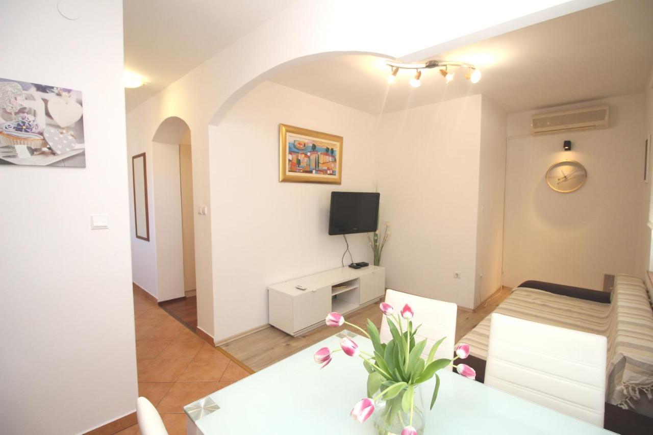 Apartments Vesna Punat Ngoại thất bức ảnh